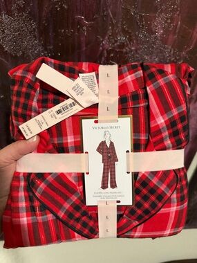 NWT Victoria's Secret Hot Pink and Black Plaid Flannel Pajama Set